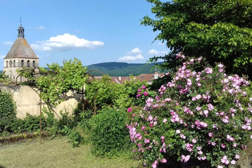 Jardin De Cure Cluny Exterior foto
